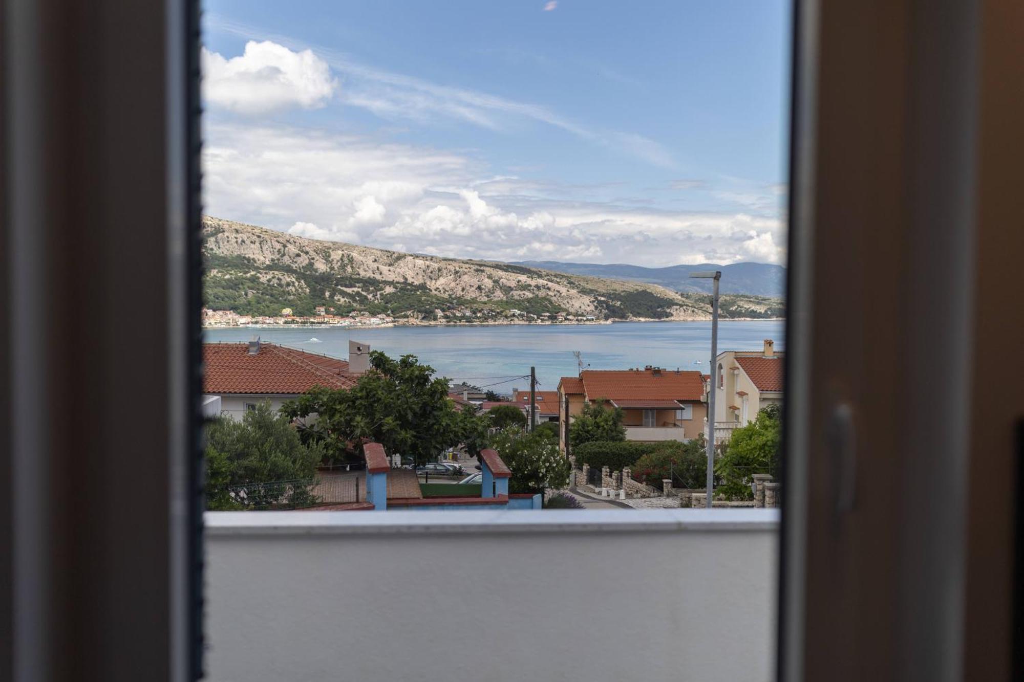 Villa Zlata - Holiday House Baska  Exterior photo