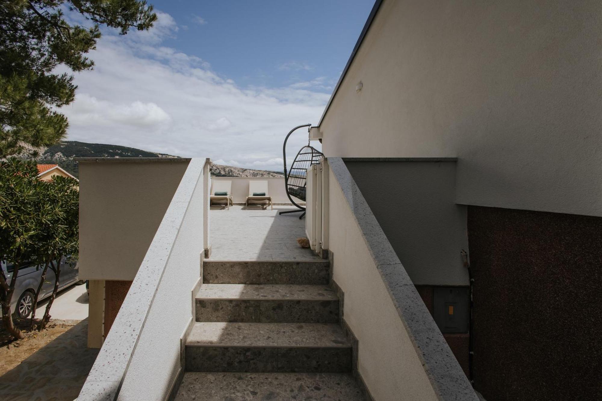 Villa Zlata - Holiday House Baska  Exterior photo