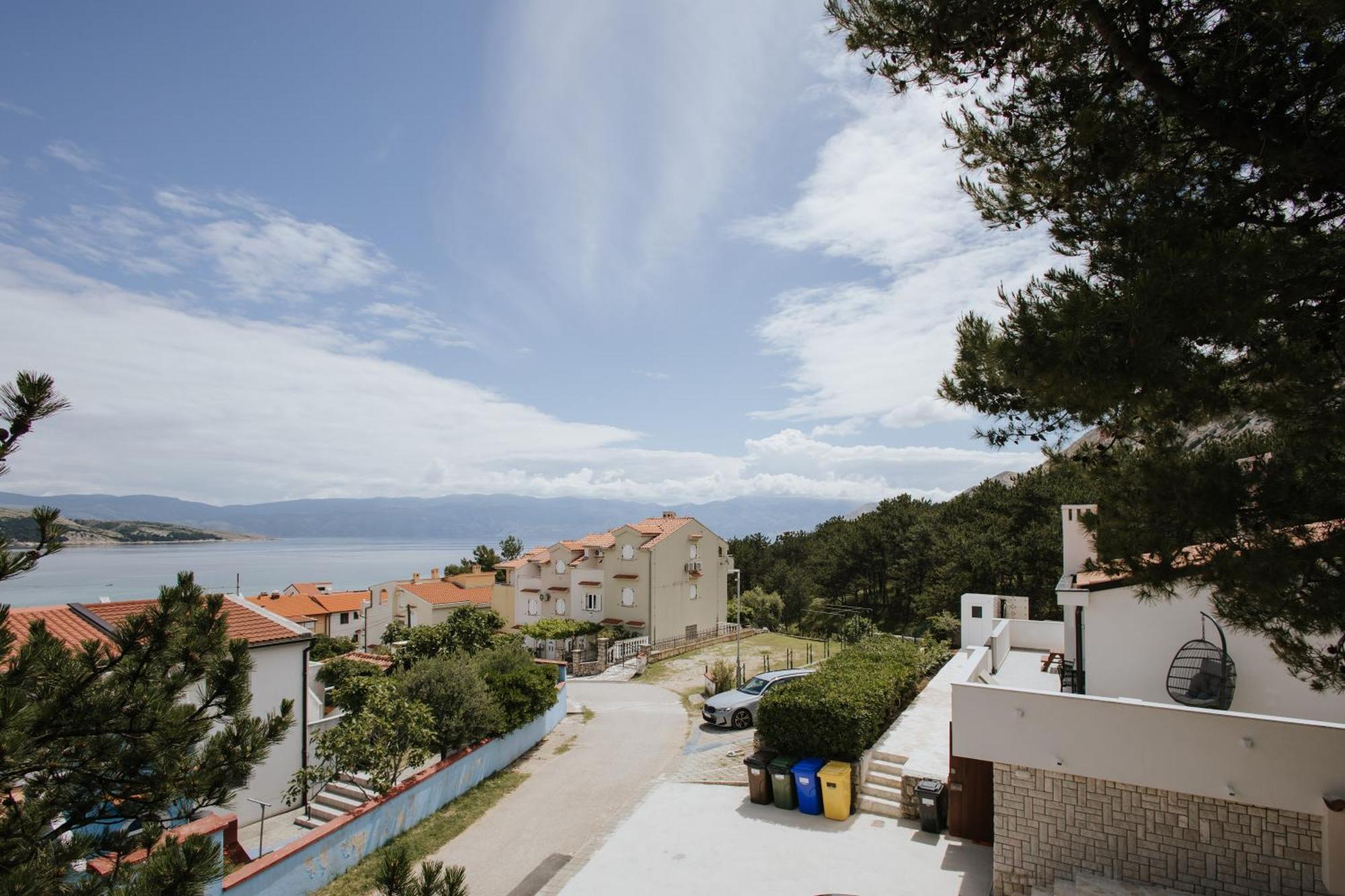Villa Zlata - Holiday House Baska  Exterior photo