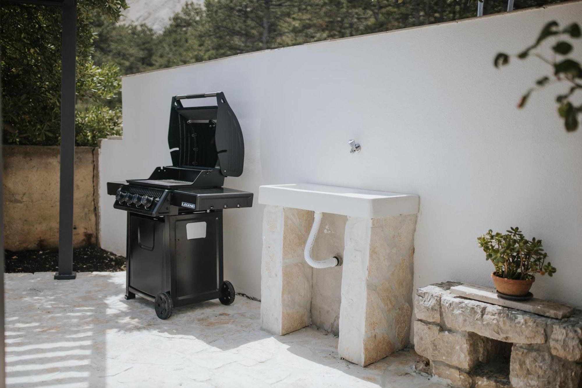 Villa Zlata - Holiday House Baska  Exterior photo